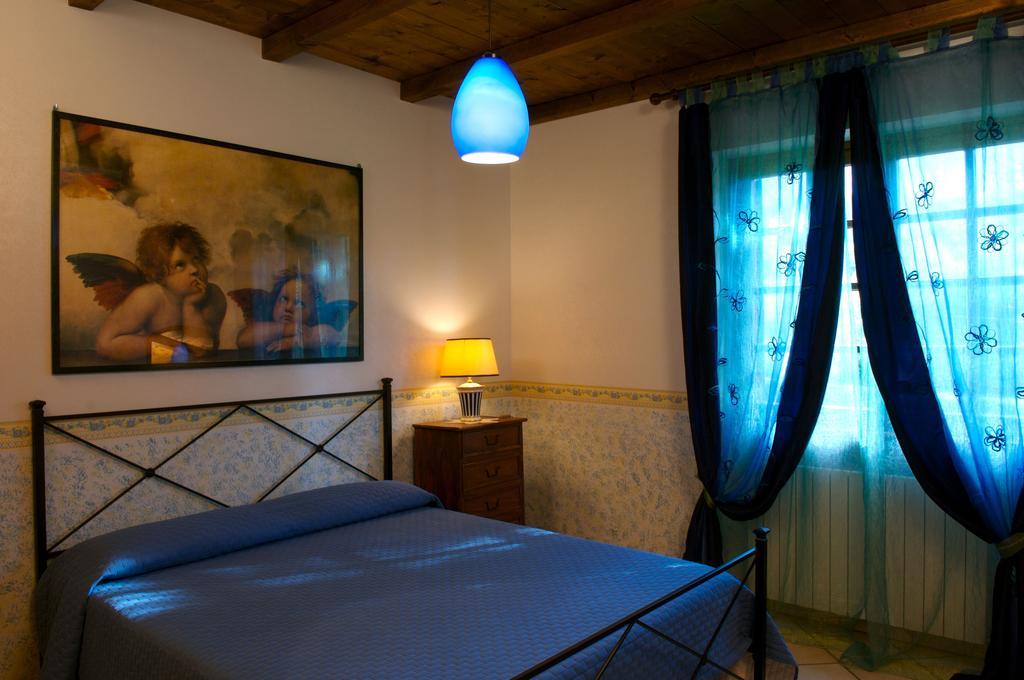 La Colonna Bed and Breakfast Montelanico Δωμάτιο φωτογραφία