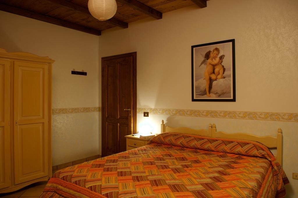La Colonna Bed and Breakfast Montelanico Εξωτερικό φωτογραφία
